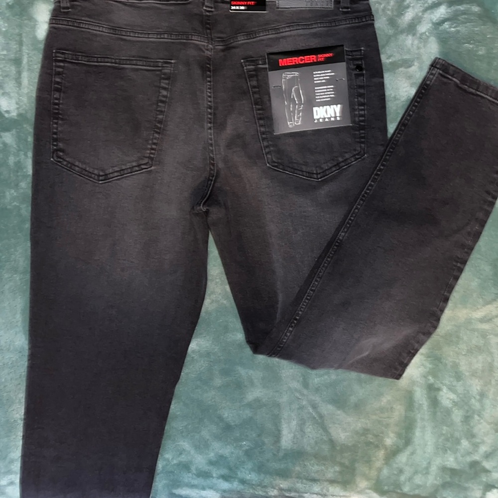 DKNY jeans 34x30 New w/tags